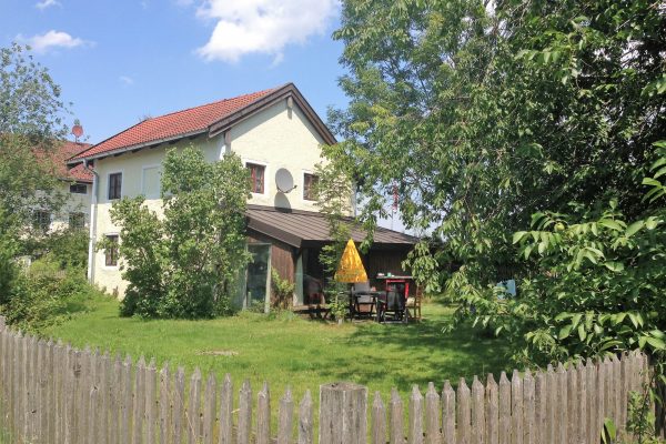 Zuhaus Garten Baum (1)
